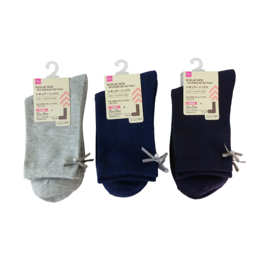 Regular Socks Ladies with Ribbon and Fake Pearls