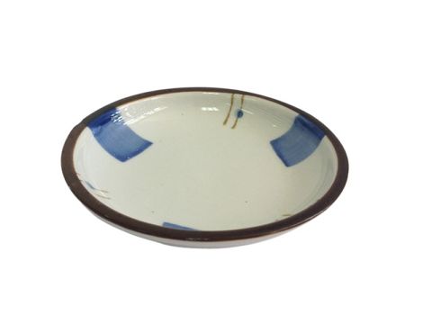 3.6in Plate Rust Edge and Rushes Design