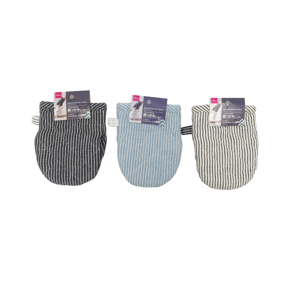 Quilted Mini Oven Mitt Hickory