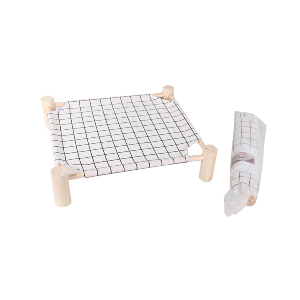 Pet Bed White Check