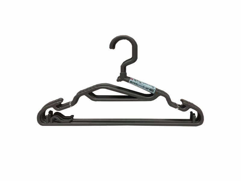 Easy to Use Hanger for Children
